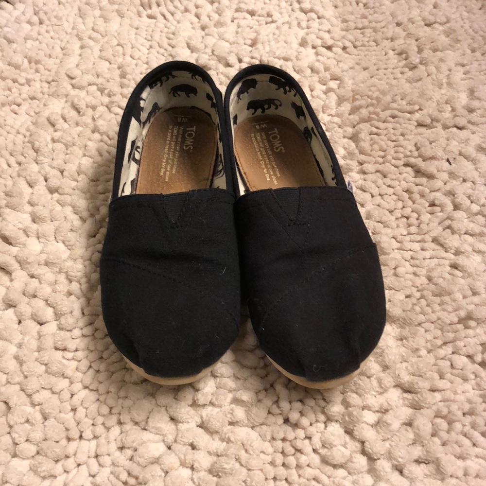 Women’s Tom’s